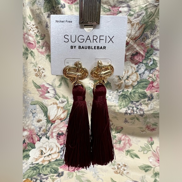 earring - Picture 2 of 7